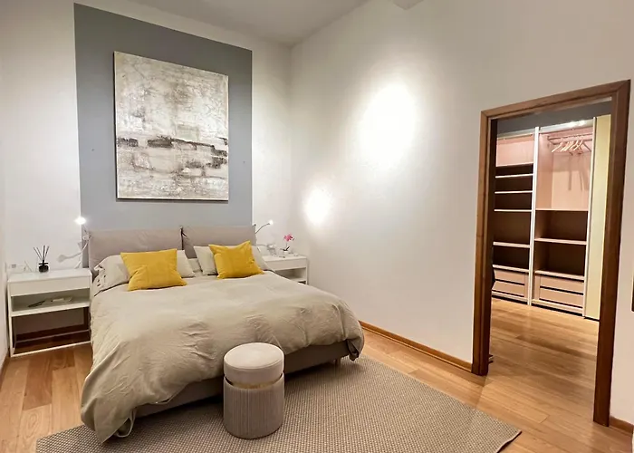 Apt Aldobrandini Lux